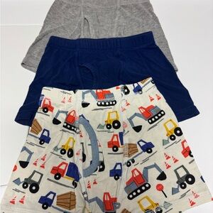 Little Sleepies set of 3 boxer briefs size Small (6/7) GUC